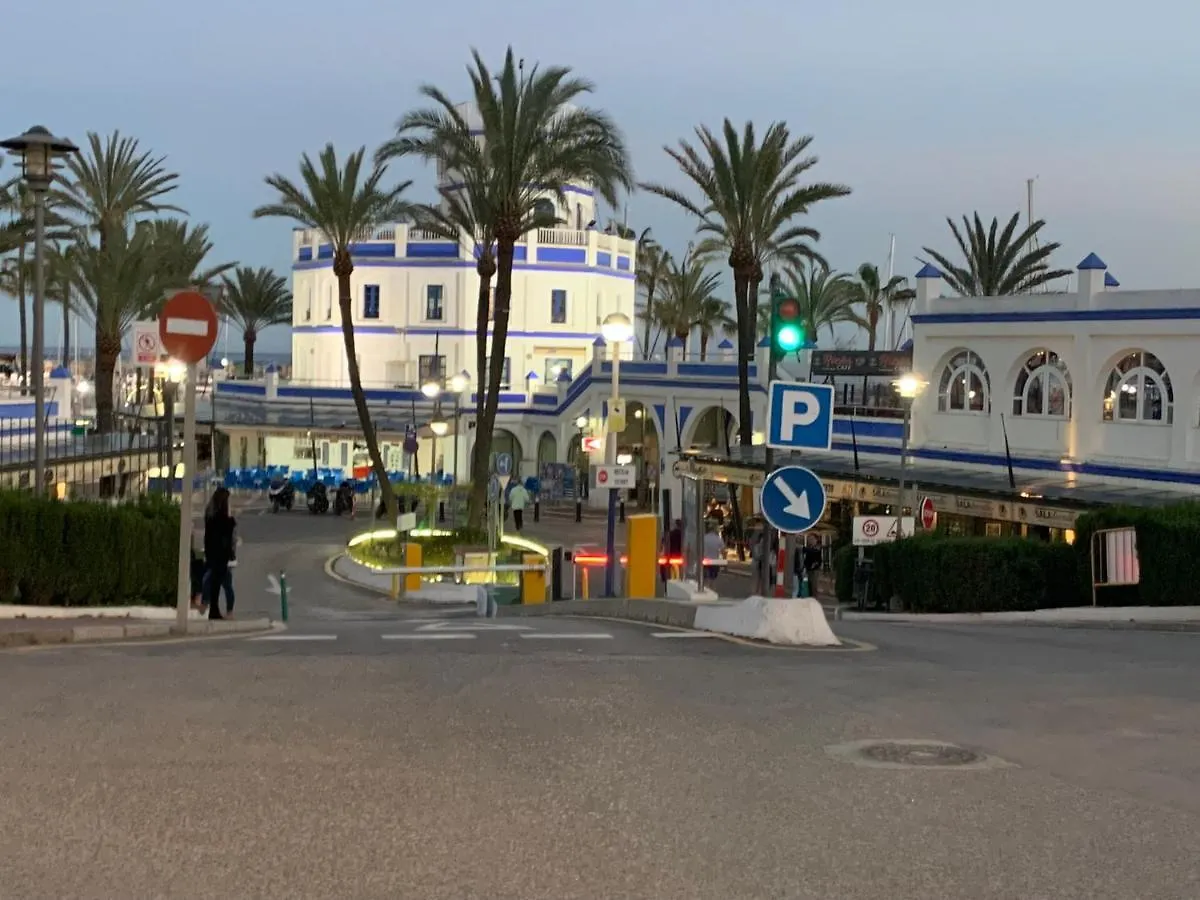 Casa Casu: Beachfront Apartment with Sea Views and Dual Pools Estepona Spain