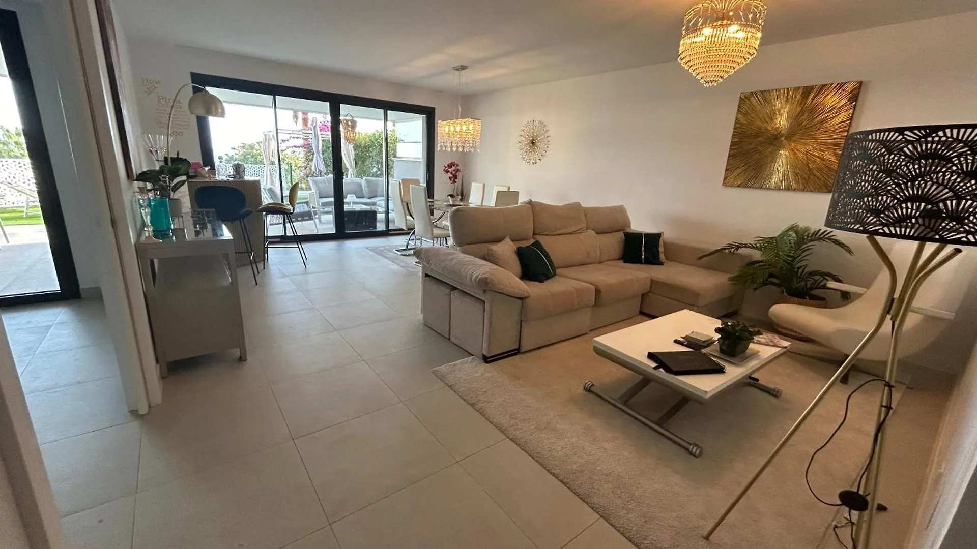 Casa Casu: Beachfront Apartment with Sea Views and Dual Pools Estepona Spain